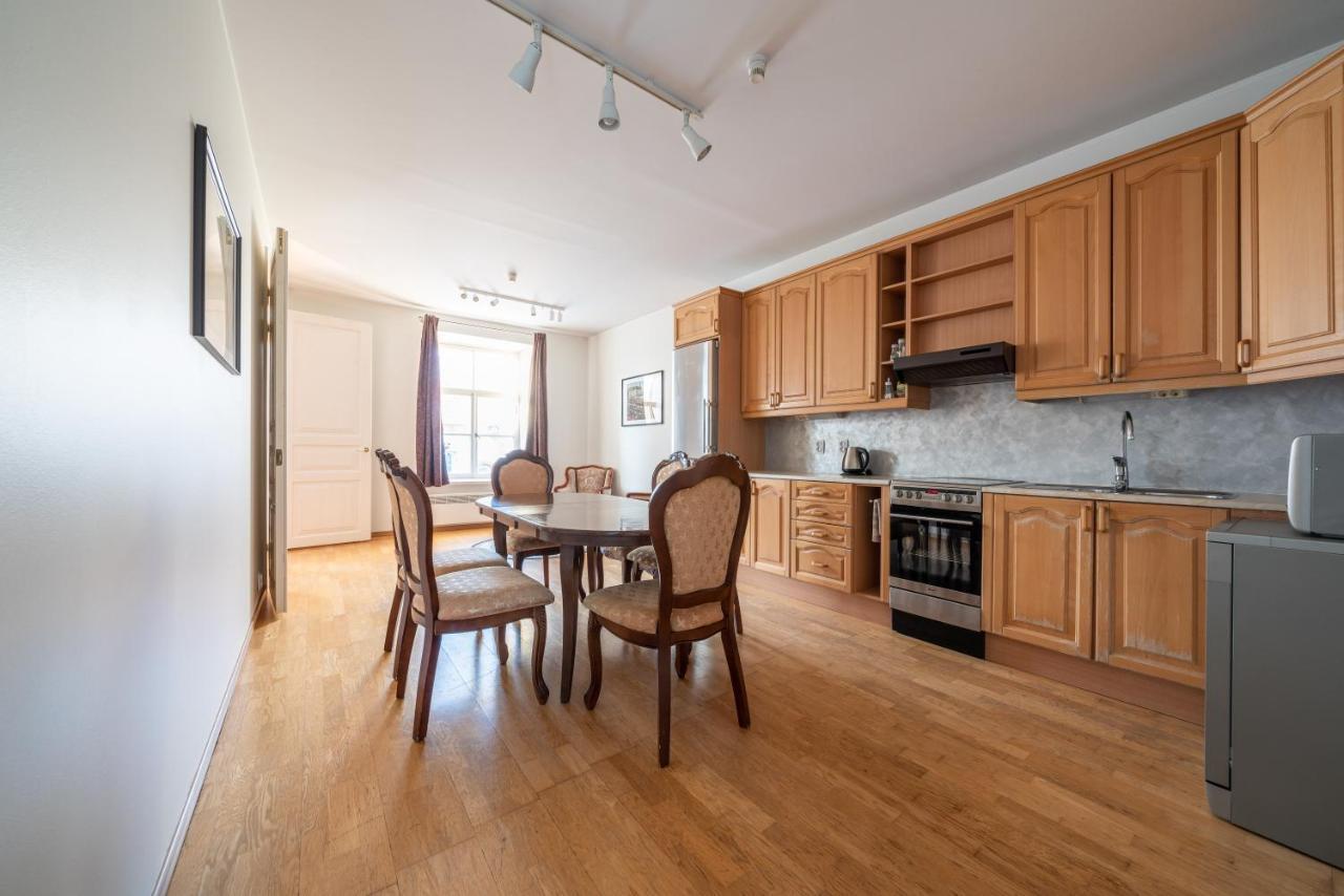 Old Town - Vana Viru Apartment 塔林 外观 照片
